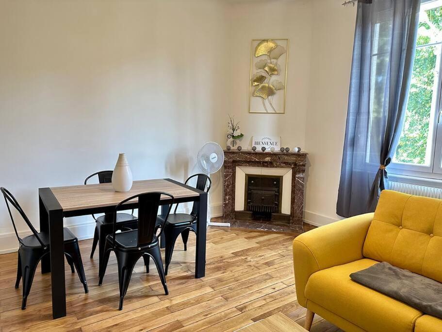 Appartamento Chez Delphine Bourg-en-Bresse Esterno foto